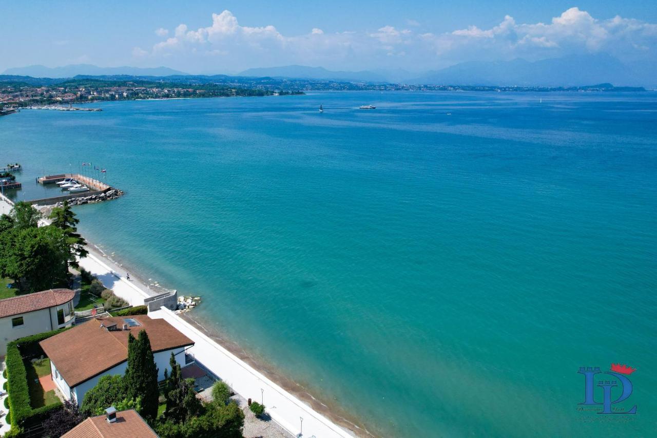 Desenzanoloft Official Partner Marriott Homes & Villas - Villa Meraviglia デセンツァーノ・デル・ガルダ エクステリア 写真