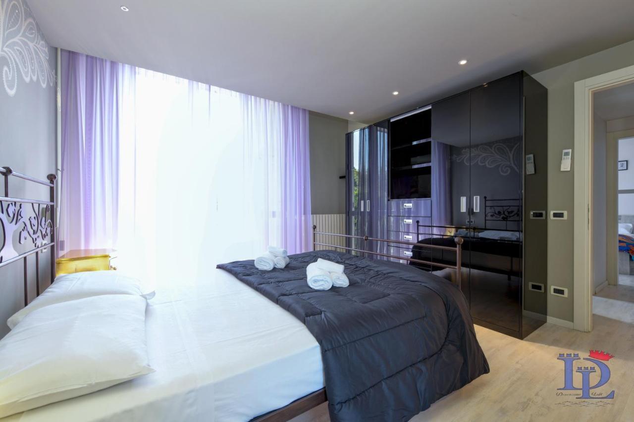 Desenzanoloft Official Partner Marriott Homes & Villas - Villa Meraviglia デセンツァーノ・デル・ガルダ エクステリア 写真